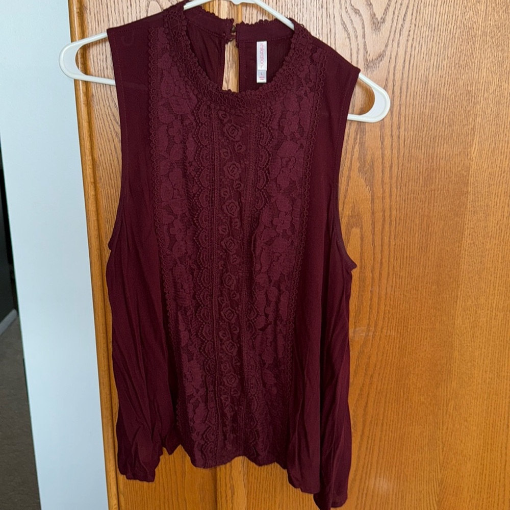 Xhilaration Maroon Lace Tank Too